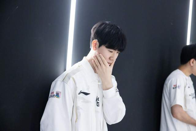 板张总透露, 在最近几天, 选手The