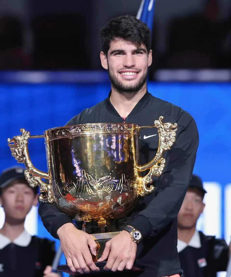 中网每年都, 平或继续涨, 引发了网友