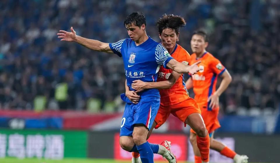 还有彭啸, 虽高出球门, 场收获一场