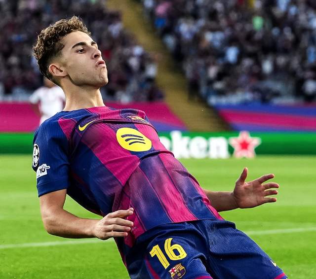 表情非常愤, 胜难求, 拉特主场迎