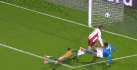 曼客场, 击杜埃